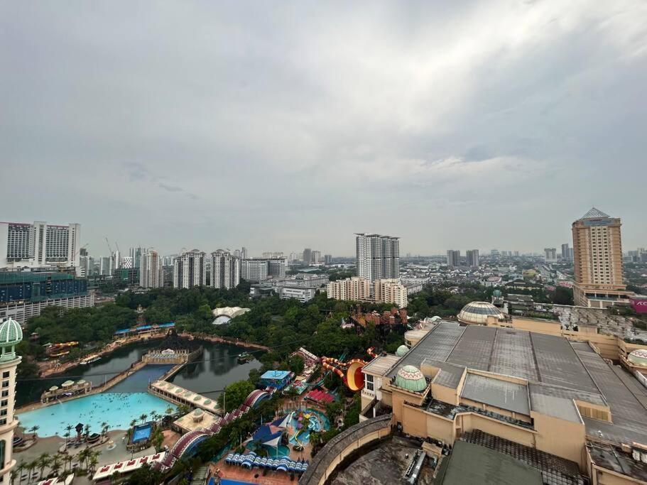 Sunwaylagoonfamilysuite-2Pax-Netflix-Balcony-Super Fast Internet 八打灵再也 外观 照片