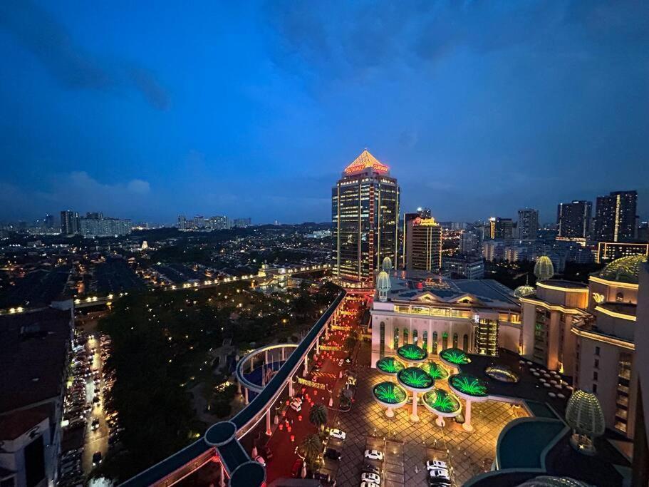 Sunwaylagoonfamilysuite-2Pax-Netflix-Balcony-Super Fast Internet 八打灵再也 外观 照片